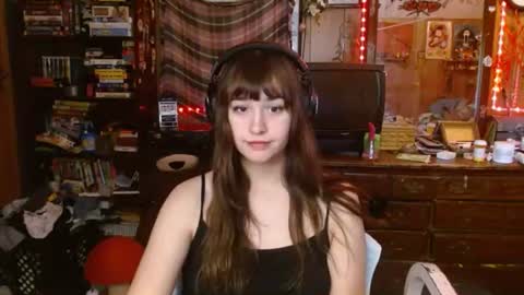 Izzy online show from 16, 10, 2025