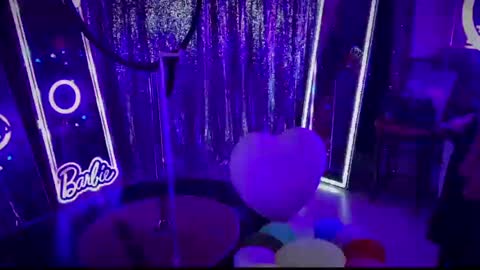 Snapshot of plasticfuckdoll chatting on 21, 12, 2024 Dumb bimbo fuck doll online show from 21, 12, 2024