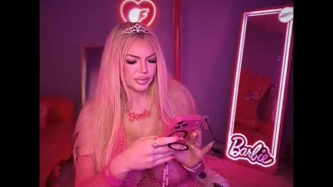 Snapshot of plasticfuckdoll chatting on 24, 9, 2025 Dumb bimbo fuck doll online show from 24, 9, 2025