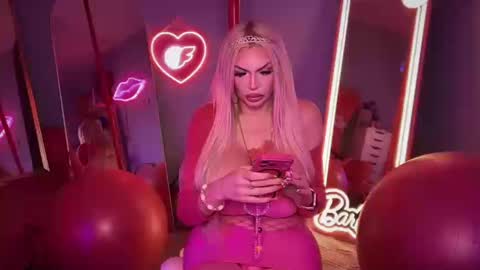 Snapshot of plasticfuckdoll chatting on 19, 10, 2025 Dumb bimbo fuck doll online show from 19, 10, 2025