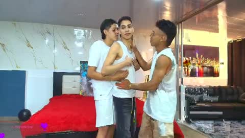   online show from 6, 4, 2026