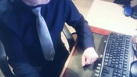 littlenounours online show from 13, 2, 2026