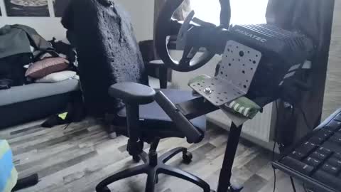 Hello ask me  . Im glad  to see you here in my room. Welcome PVT is open online show from 26, 4, 2026