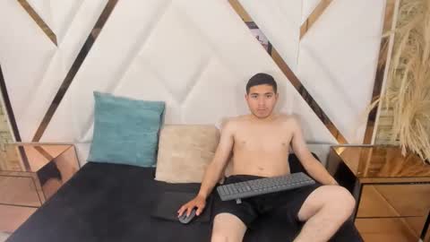 pleasure_duoo online show from 4, 10, 2025