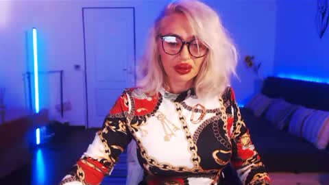 Victoria online show from 11, 12, 2024