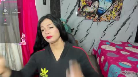 Snapshot of pocahontas_98113116 chatting on 9, 5, 2026 lesly pagina azul pocahontas982 online show from 9, 5, 2026