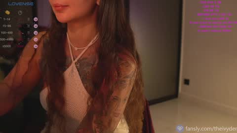   online show from 1, 12, 2025