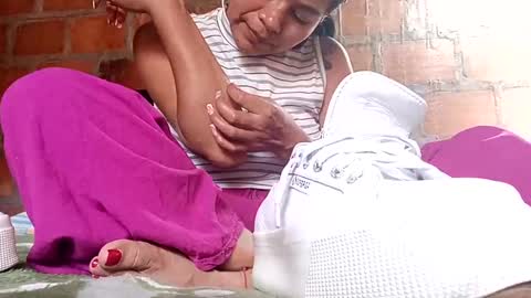 pocahontasdoll95 online show from 27, 4, 2026