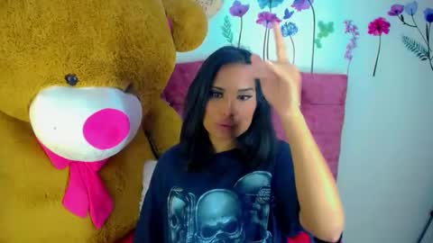 DaniellaBaby online show from 4, 12, 2024