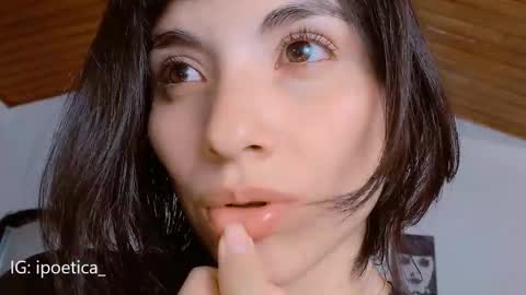 Snapshot of poeeticaa_ chatting on 21, 12, 2024 IG ipoetica online show from 21, 12, 2024