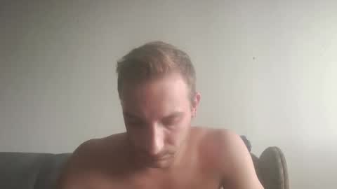 Snapshot of pohromis chatting on 9, 9, 2025 Pohroma online show from 9, 9, 2025