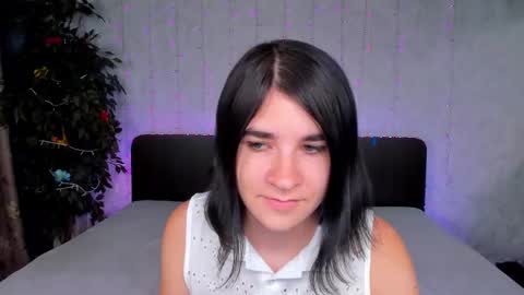 Polly online show from 9, 9, 2025