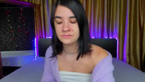 Polly online show from 3, 12, 2025