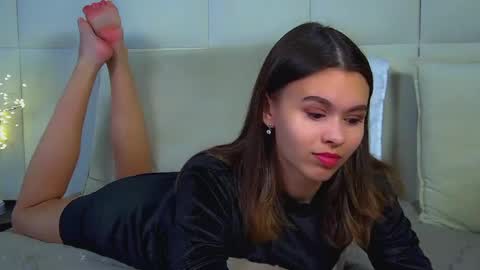 Polly online show from 23, 4, 2026