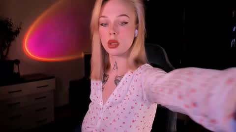 Snapshot of polusladkoye chatting on 1, 3, 2026 Megan.online online show from 1, 3, 2026