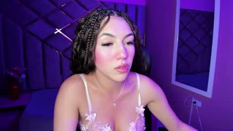 poly sasha  online show from 21, 12, 2025