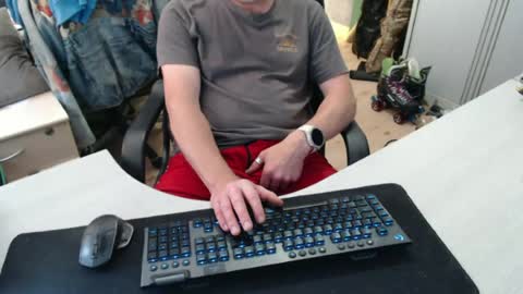 Snapshot of poodledude chatting on 20, 6, 2026 Dave online show from 20, 6, 2026