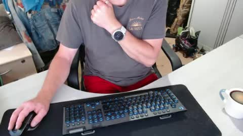 Snapshot of poodledude chatting on 21, 6, 2026 Dave online show from 21, 6, 2026