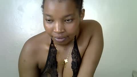 pookie245909 online show from 19, 5, 2026