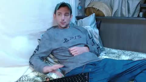 Kyle online show from 17, 2, 2025