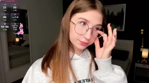 Elizabeth online show from 23, 10, 2025