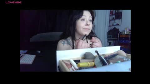 posionedxpeach online show from 16, 4, 2026