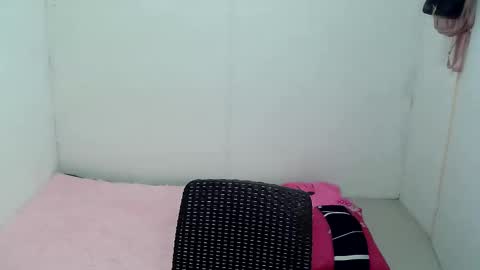 precious_athena online show from 11, 11, 2025