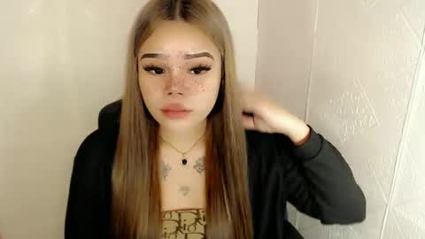 MAXXINE online show from 27, 2, 2025