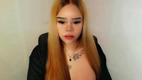 MAXXINE online show from 23, 11, 2025