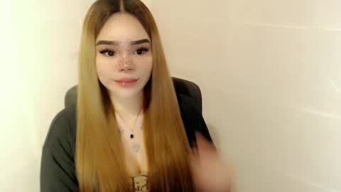 Snapshot of preciousangel69xxx chatting on 28, 4, 2026 MAXXINE online show from 28, 4, 2026