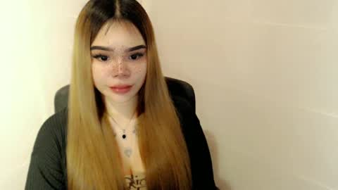 Snapshot of preciousangel69xxx chatting on 11, 5, 2026 MAXXINE online show from 11, 5, 2026