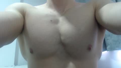 Snapshot of preettyboyx chatting on 12, 12, 2024 JUAN online show from 12, 12, 2024