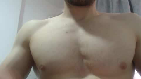 Snapshot of preettyboyx chatting on 16, 12, 2024 JUAN online show from 16, 12, 2024