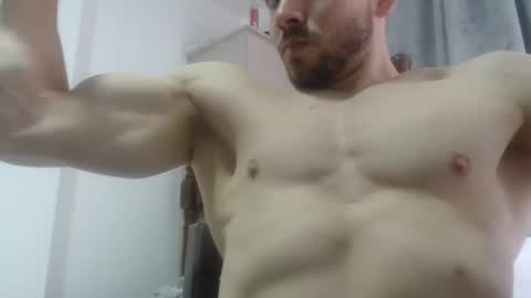 Snapshot of preettyboyx chatting on 19, 12, 2024 JUAN online show from 19, 12, 2024