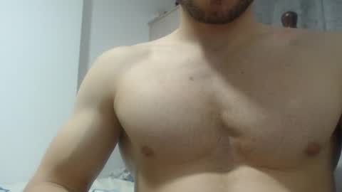 Snapshot of preettyboyx chatting on 26, 12, 2024 JUAN online show from 26, 12, 2024
