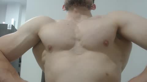 Snapshot of preettyboyx chatting on 20, 2, 2025 JUAN online show from 20, 2, 2025
