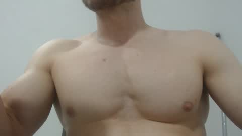 Snapshot of preettyboyx chatting on 25, 2, 2025 JUAN online show from 25, 2, 2025