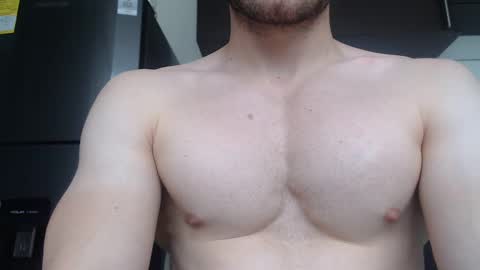 Snapshot of preettyboyx chatting on 17, 9, 2025 JUAN online show from 17, 9, 2025