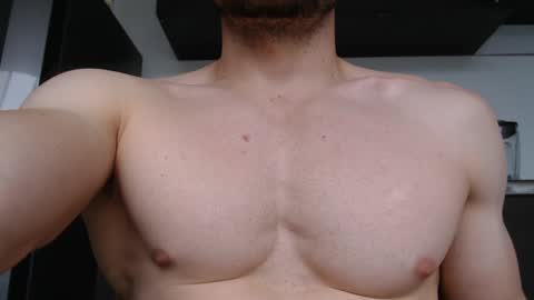Snapshot of preettyboyx chatting on 24, 9, 2025 JUAN online show from 24, 9, 2025
