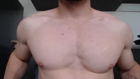 Snapshot of preettyboyx chatting on 19, 10, 2025 JUAN online show from 19, 10, 2025