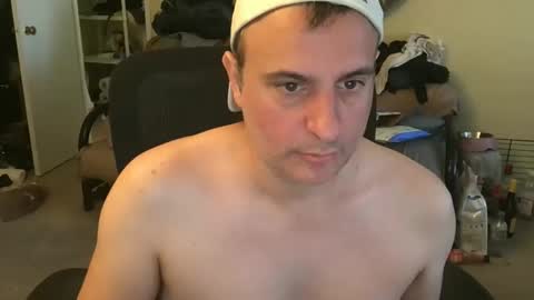 preppyguyintokink1 online show from 1, 3, 2026