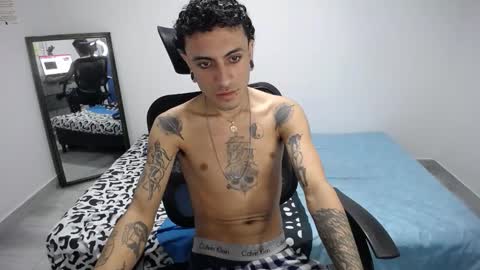 Plux online show from 5, 12, 2025