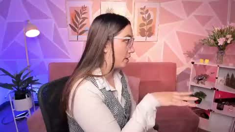 Snapshot of press_anykey chatting on 22, 7, 2026 Camila online show from 22, 7, 2026