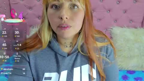 Pretti Violet online show from 21, 10, 2025