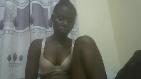 Snapshot of prettiest_doll chatting on 15, 12, 2025 prettiest_doll online show from 15, 12, 2025