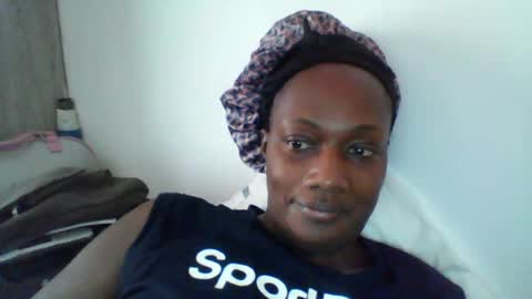 Snapshot of pretty_beib chatting on 19, 7, 2026 Karol online show from 19, 7, 2026