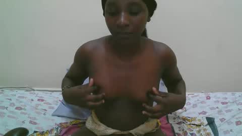 pretty online show from 8, 2, 2026