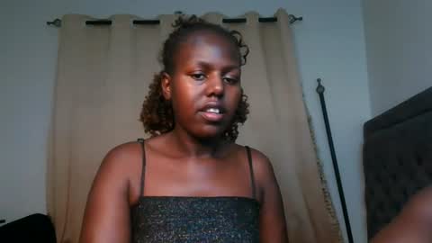Snapshot of pretty_empress chatting on 4, 8, 2026 pretty_empress online show from 4, 8, 2026