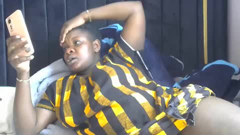 Snapshot of pretty_gaal chatting on 7, 12, 2024 pretty_gaal online show from 7, 12, 2024