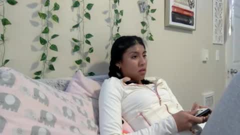 pretty_girl828687 online show from 29, 11, 2025